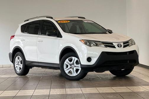 2015 Toyota RAV4 LE