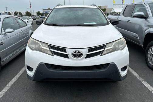 2015 Toyota RAV4 LE