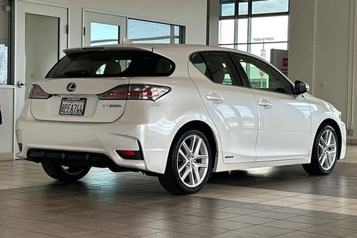 2017 Lexus CT 200h Base