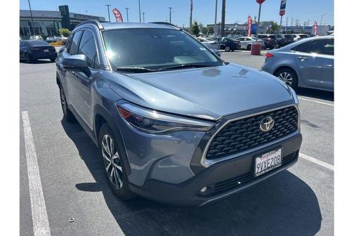 Celestite 2022 Toyota Corolla Cross XLE