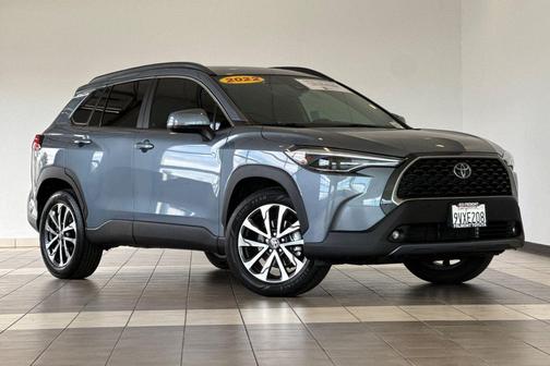 Celestite 2022 Toyota Corolla Cross XLE