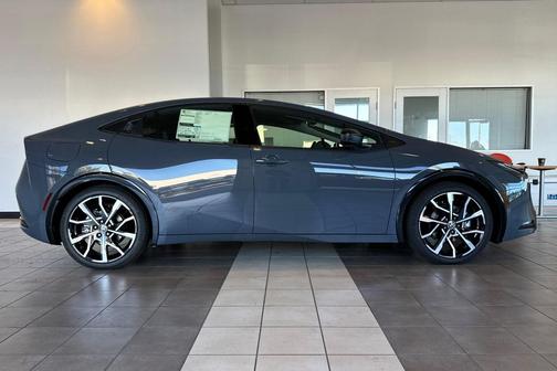 2026 Toyota Prius Plug-In Hybrid XSE