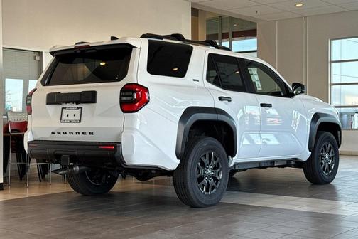 2026 Toyota 4Runner SR5