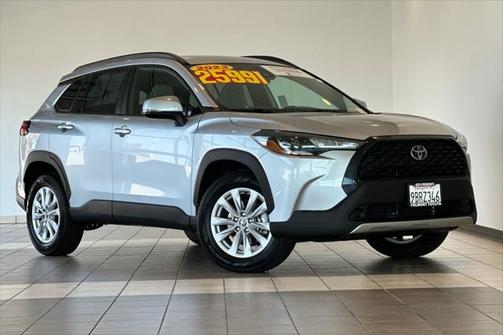 2022 Toyota Corolla Cross LE