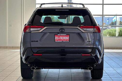 2025 Toyota RAV4 Hybrid SE