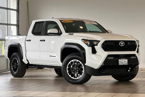 2025 Toyota Tacoma TRD Off Road