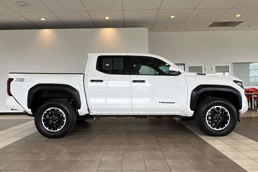 2025 Toyota Tacoma TRD Off Road