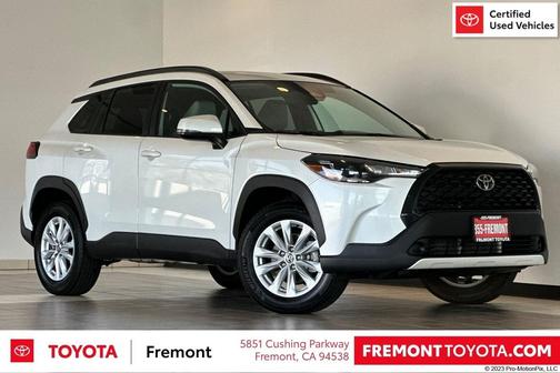 2024 Toyota Corolla Cross LE