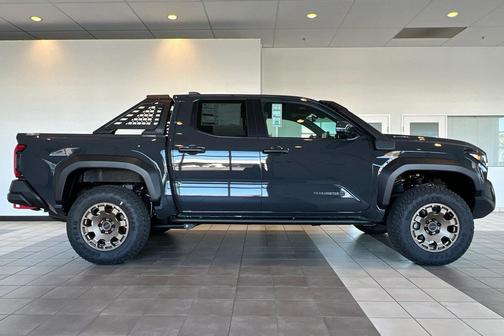 2025 Toyota Tacoma Hybrid Trailhunter