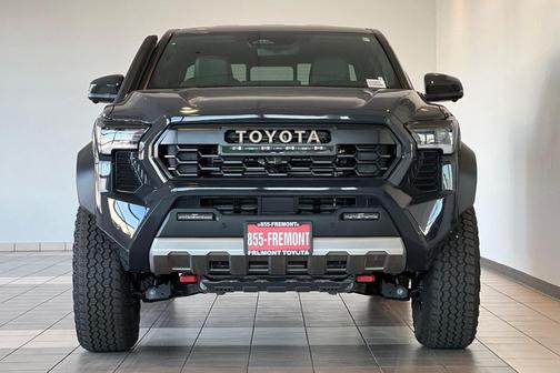 2025 Toyota Tacoma Hybrid Trailhunter