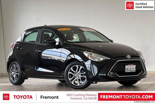 2020 Toyota Yaris Sedan LE