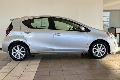 2015 Toyota Prius c Four