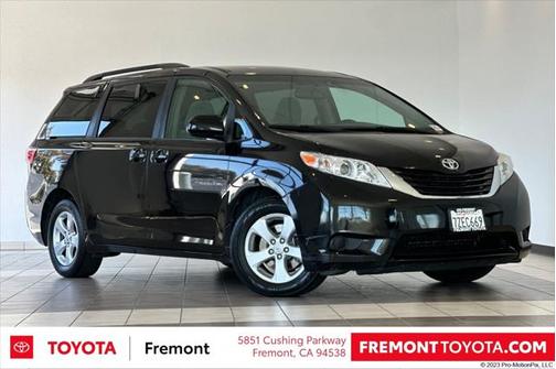 2017 Toyota Sienna LE
