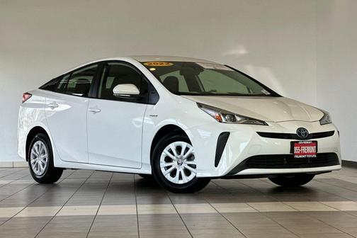 2022 Toyota Prius L