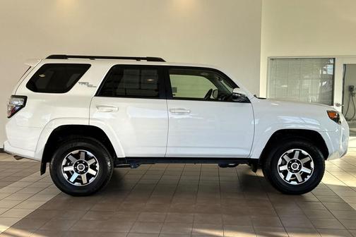 2024 Toyota 4Runner TRD Off Road Premium