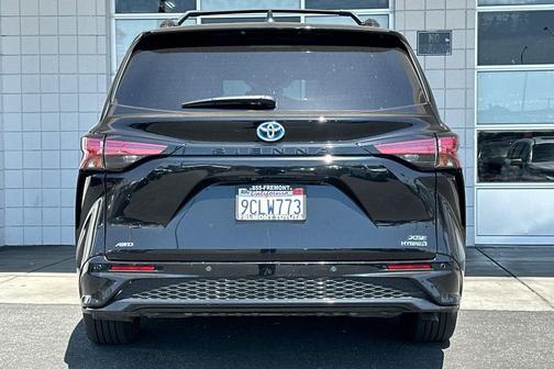 2022 Toyota Sienna XSE 7 Passenger