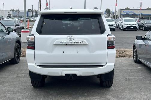 2024 Toyota 4Runner SR5 Premium