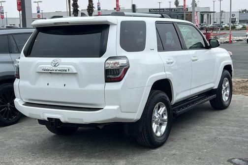 2024 Toyota 4Runner SR5 Premium