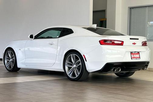 2017 Chevrolet Camaro 1LT