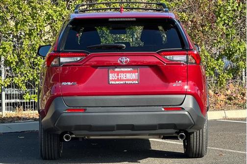 2025 Toyota RAV4 Hybrid LE