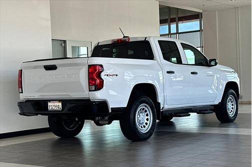 2024 Chevrolet Colorado WT