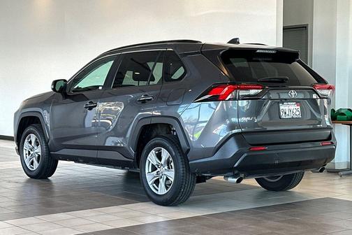 Magnetic Gray Metallic 2022 Toyota RAV4 XLE