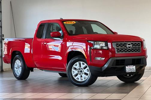 2022 Nissan Frontier SV