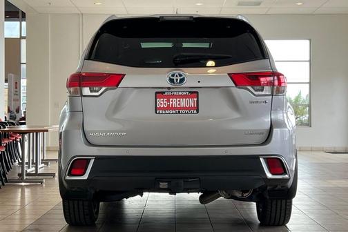 2017 Toyota Highlander Hybrid Platinum