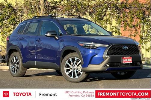 2025 Toyota Corolla Cross XLE