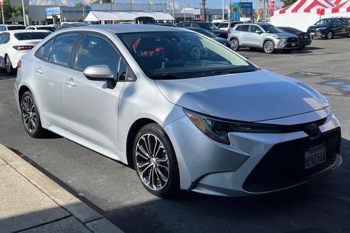 2020 Toyota Corolla LE