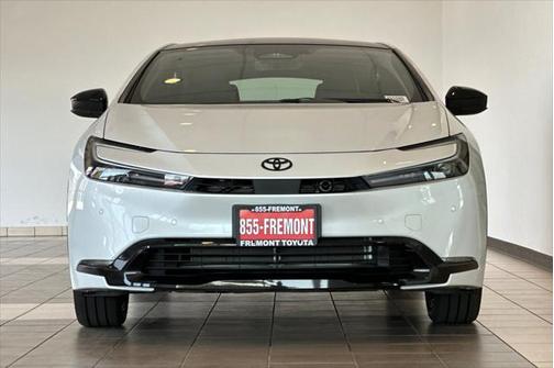 2025 Toyota Prius L