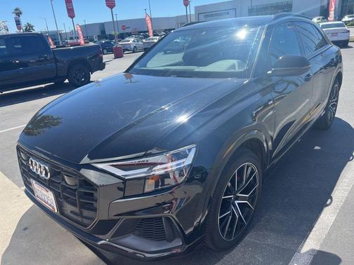Night Black 2020 Audi Q8 55 Premium Plus