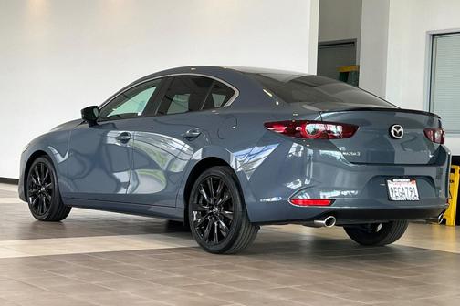 2022 Mazda Mazda3 FWD