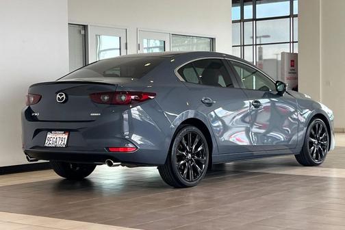 2022 Mazda Mazda3 FWD