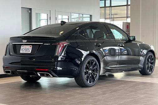 2022 Cadillac CT5 Sport