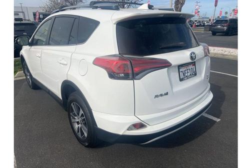Super White 2017 Toyota RAV4 XLE