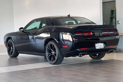 2018 Dodge Challenger SXT