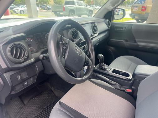 2020 Toyota Tacoma SR