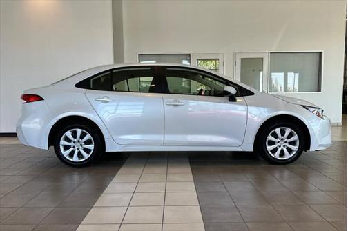 2023 Toyota Corolla Hybrid LE