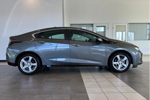 2017 Chevrolet Volt LT