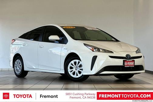 2022 Toyota Prius L