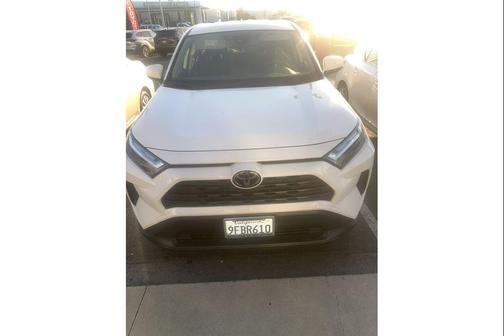 2023 Toyota RAV4 LE