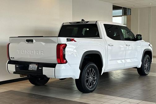 2025 Toyota Tundra SR5