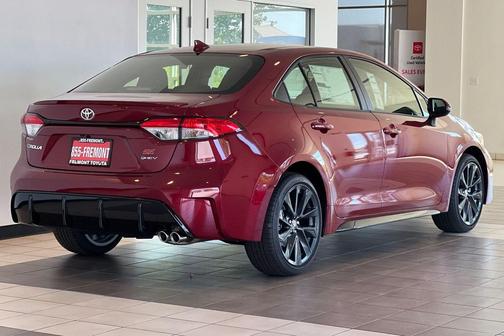 2026 Toyota Corolla Hybrid SE