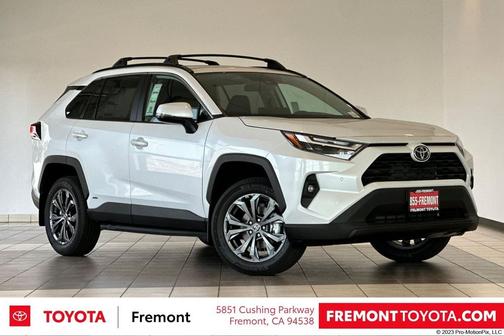 2025 Toyota RAV4 Hybrid XLE Premium