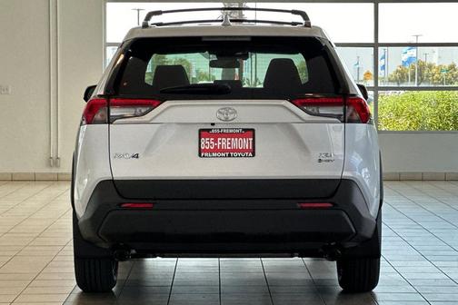 2025 Toyota RAV4 Hybrid XLE Premium