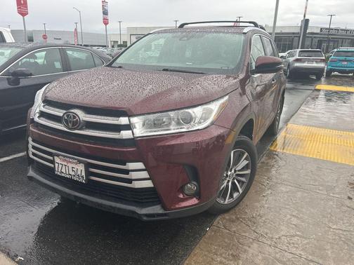 2017 Toyota Highlander XLE