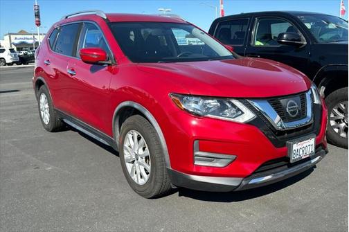 2017 Nissan Rogue SV