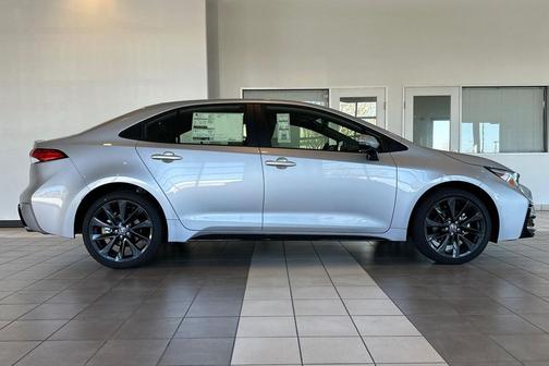 2025 Toyota Corolla Hybrid SE
