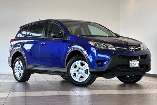 Blue Crush Metallic 2015 Toyota RAV4 LE